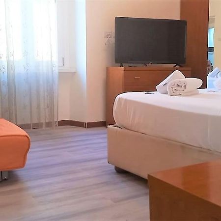 Cozy Flat In Testaccio Rome Bagian luar foto